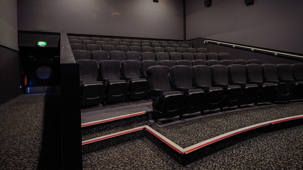 cineworld gloucester quays cinema